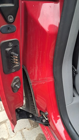 Vând vw Caddy Lite1.9 TDI - imagine 6