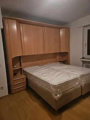 Mobila dormitor cu pat