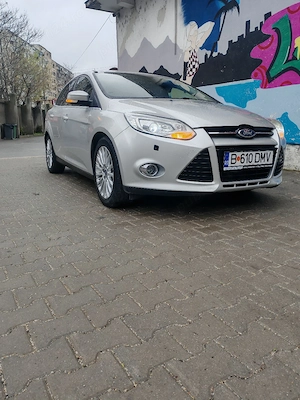 Ford Focus MK3 Titanium Sedan | Bi-Xenon | Sony | Istoric Ford | 2011 - imagine 3