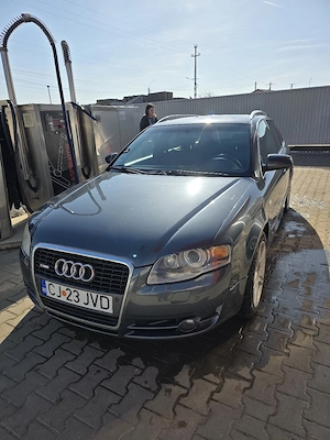 Audi A 4 2.0  - imagine 4