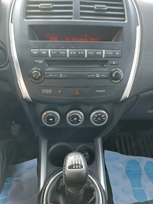 vînd schimb cu ceva m ai nou Mitsubishi asx.  - imagine 7