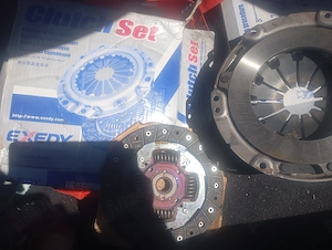 Kit ambreiaj compatibil Toyota Aygo,Citroen C1,Peujeot 107 pentru motoare de 1.0L benzină  - imagine 2