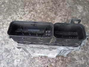 ECU Golf 5 1,9 TDI Motor bkc - imagine 2