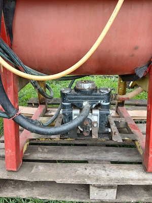 Vând scule agricole