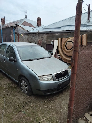 Dezmembrez skoda fabia - imagine 2