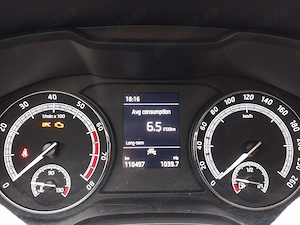 Skoda Karoq 150 CP M6 echipare Ambition - imagine 9