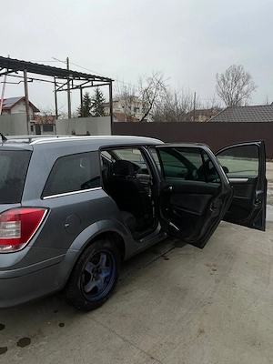 Opel Astra H break 1.9 - imagine 6