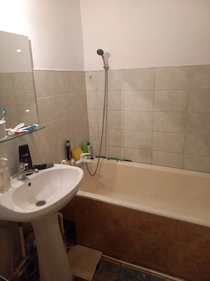 Persoana fizica vand apartament 2 cam D - imagine 3