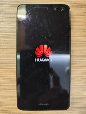 vand telefon huawei Y6 4g cu folie pe ecran TV sau camera supraveghere - imagine 2