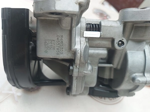 piese originale   opel astra J 1.6 100KW 136 CP AN 2016   VOLANTA cu masa dubla  850 LEI   cod  1011 - imagine 3