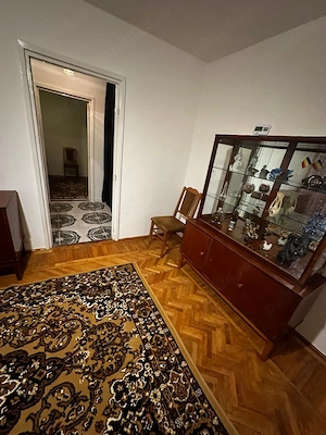 Inchiriez apartament 2 camere semidecomandat 