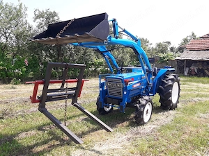 Tractor Iseki 4x4 32cp