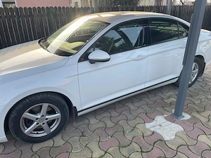 Volkswagen Passat 1.5 TSI, 150 CP, Trendline, An 2  km  - imagine 2