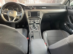 Volkswagen Passat 1.5 TSI, 150 CP, Trendline, An 2  km  - imagine 4
