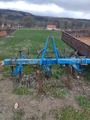 Vând Tractor UTB U445 cu remorcă, plug și prășitoare - imagine 5