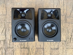 M-AUDIO AV42 monitoare studio
