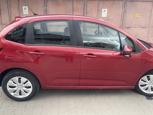 Vând masina in stare buna,consum mic. - imagine 2