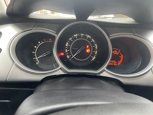 Vând masina in stare buna,consum mic. - imagine 5