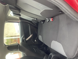 Vând masina in stare buna,consum mic. - imagine 6