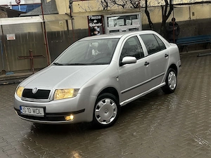 Skoda Fabia benzina  - imagine 3