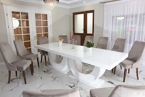 Masa de 10- 12 persoane din MDF 