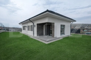 Casa pe un nivel 105 mp cu pod inalt mansardabil de 70mp, teren 500mp, Chinteni