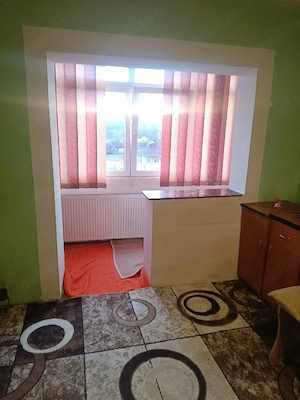 Vind Garsionera, în Caransebeș, Balta Sarata,etaj 3  sc c Ap 12,mobilata centrala termopane,mai mul, - imagine 2