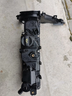 Capac culbutori ford focus mk3 din anul 2011/2014+garnitura Noua