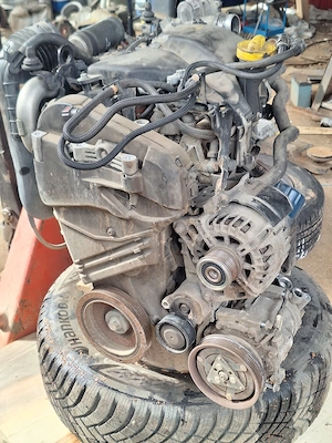 Motor Dacia Duster 1,5 dci - imagine 3