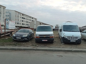 Dubita Chevrolet Express 2005. prefecta stare , motor  6 in v   174000 adusa din usa  nevoie  RAR