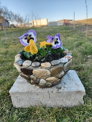 Ghivece confecționate hand made 