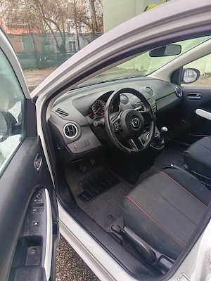 Mazda2, 2014,euro5 - imagine 7