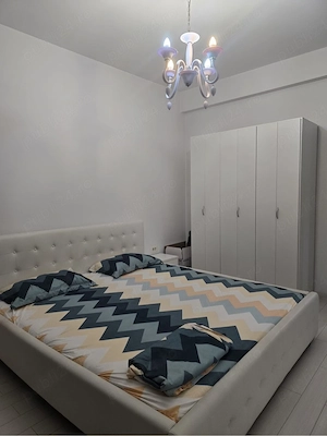 Proprietar, vand apartament 2 camere in Militari Residence - imagine 2