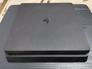 Vând Ps4 slim, 1TB