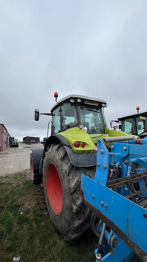 tractor Axion 820  - imagine 4