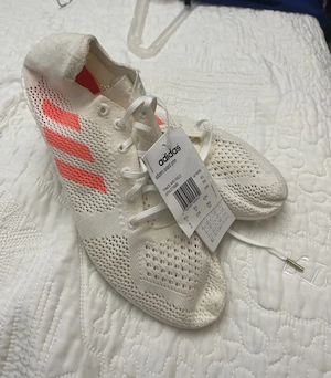 Vând adidasi noi  pentru atletism. Fără cuie  - imagine 3
