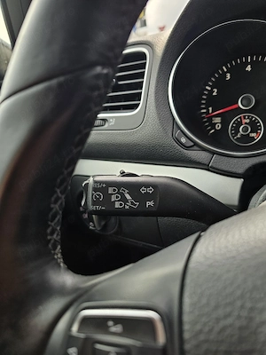 VW Golf 6 1.4TSI Parkassist ÎncălzireScaune DubluClima Bluetooth PilotAuto Euro5  - imagine 16