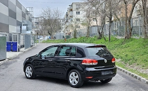 VW Golf 6 1.4TSI Parkassist ÎncălzireScaune DubluClima Bluetooth PilotAuto Euro5  - imagine 3