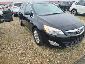 Opel astra J 2011 - imagine 5