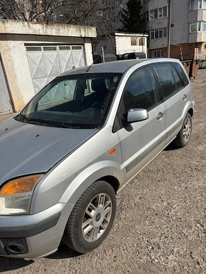 Ford Fusion 2008 lovita fata dr - imagine 4