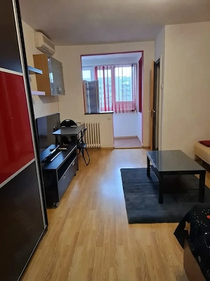 garsoniera titan-metrou 5 minute