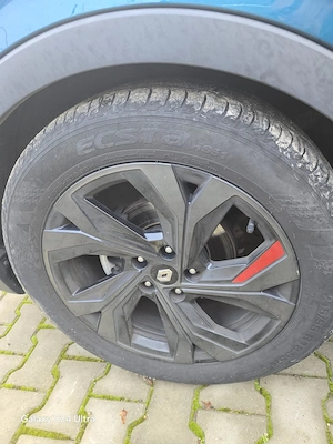 Renault Arkana MHEV 160 EDC RS Line - imagine 3