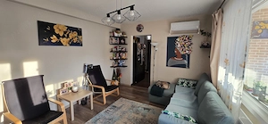 Apartament 3 camere de vânzare 