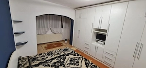 Vand apartament cu 3 camere Resita, zona Lunca - imagine 5
