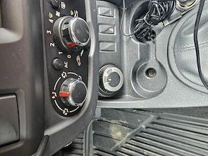 Vând Dacia Duster - imagine 2