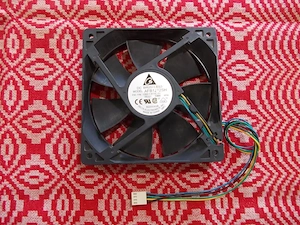 Ventilator carcasa Delta Electronics 12cm, cu PWM