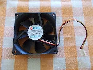 Ventilator carcasa TITAN 9cm, mufa 3 pini