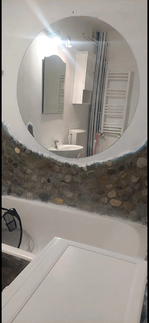 lnchiriez Garsoniera 