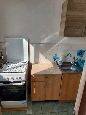 Inchiriez garsoniera in Ploiesti - imagine 3