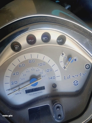 Vând Scuter Liberty Piaggio 125  - imagine 4